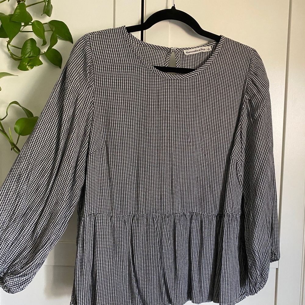 Lightweight Peasant Blouse